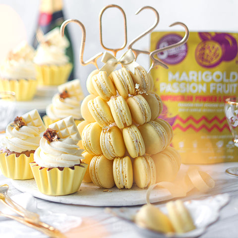 Sparkly Passionfruit Champagne Cupcakes