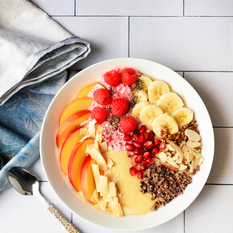 Peach Cobbler Smoothie Bowl